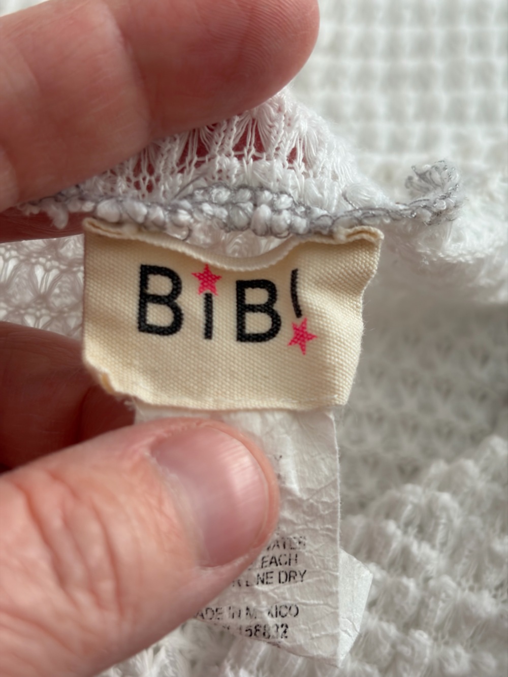 BiBi White Waffle Knit Pullover Oversized Boutique Textured Top - Picture 2 of 7